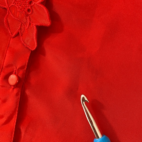 Vintage‎ Map Say NY Red Floral Vampy Blouse Women’s Med Large Button Up Western - Picture 15 of 15